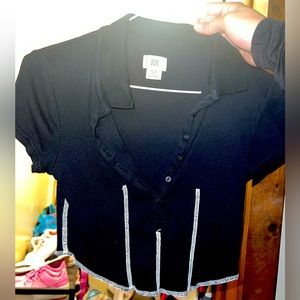 Black and white lining Crop top